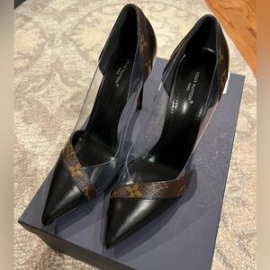 Women’s Louis Vuitton Pump heels